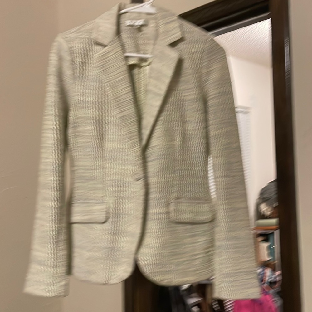 Women’s CAbi jacket, great to wear with jeans.  Casual or dressy.